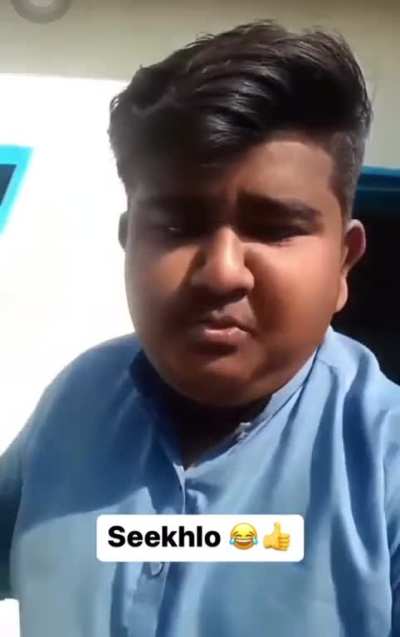 MY PT TEACHER TRYING TO SPEAK ENGLISH