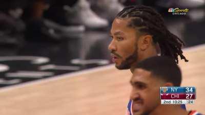 [Highlight] D.Rose with the tough and-one on Caruso, gets MVP chants