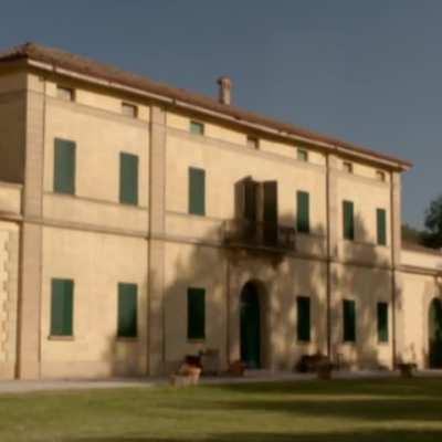 Valentina Reggio nude - La certosa di Parma (2012)