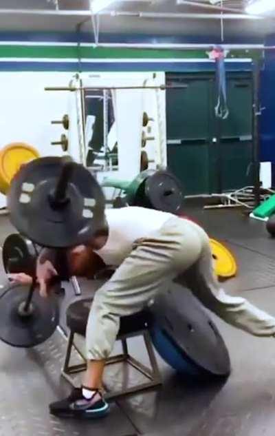 WCGW Jumping with a weight lift