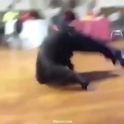 black niggas always mange to surprise me why unc sliding on his head 🤣🤣