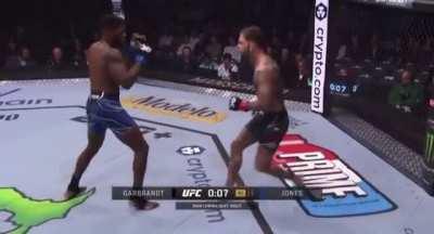 This is how I expected the Cody garbrandt fight to go