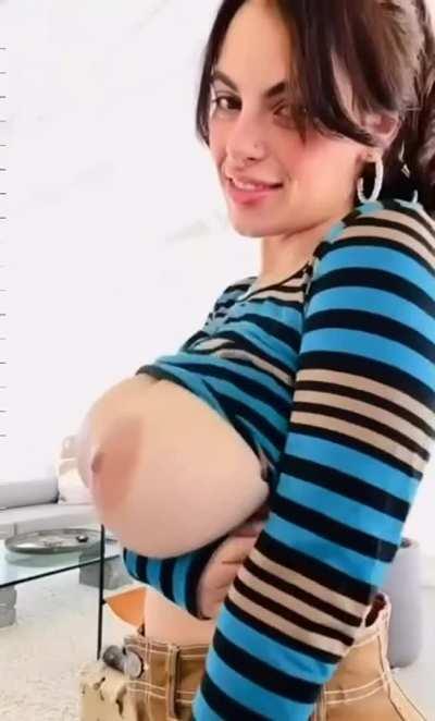 Alexa Pearl's award-winning boobs