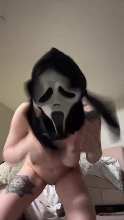 This Halloween let’s CREAM