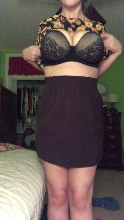 (OC) My content sometimes gets reposted here sooo I thought I'd stop by and share myself💋