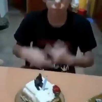 El chat el chat cumpliendo años