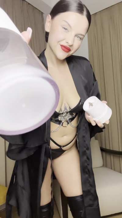 Are you ready to enjoy a cum shake?