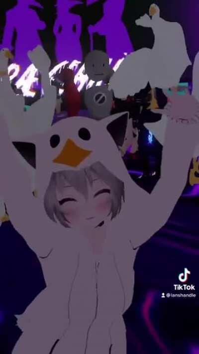 They're doing this Secret Sky Festival again this year, it's tonight. It's interesting seeing VR replace EDM clubs during the pandemic.