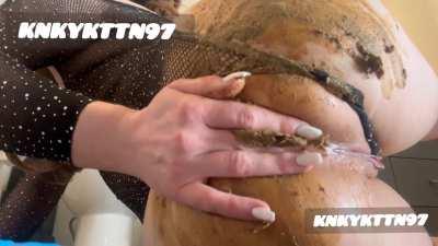 I suck at posting on reddit, but I promise I'm still here 😈 