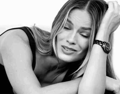 If Margot Robbie was your wife, would you keep her only to yourself or share her?