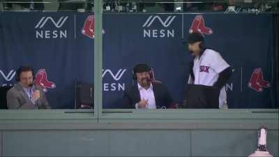 Bill Burr doing commentary on NESN for Red Sox: roasts Derek Jeter, Yankees, Toronto / Canadian Fans, & Vitamin Water