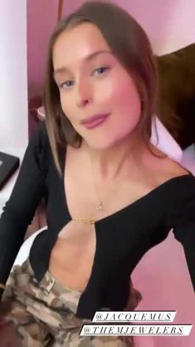 The way Lexi Wood dresses