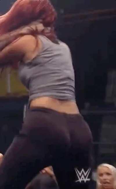 Brandi Lauren on Raw Underground 1