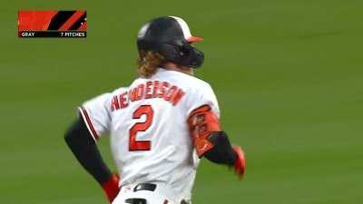 [Highlight] [Highlight] Gunnar Henderson hits a leadoff homer to tie Cal Ripken Jr.’s team record for rookie home runs at 28