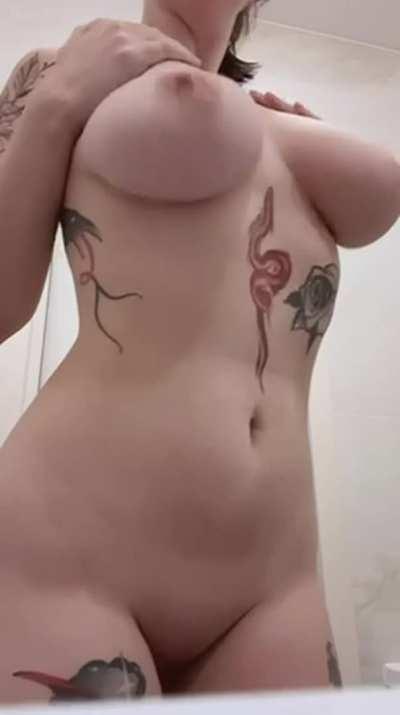 Do you like girls with big tits and tats?