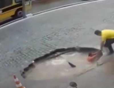 Somebody, call a crane