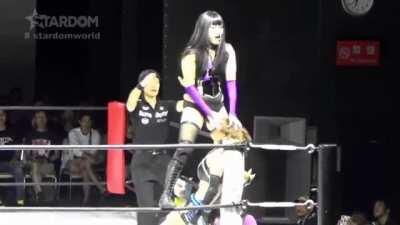 Natsu Samire grinding her crotch against some jobber's face.