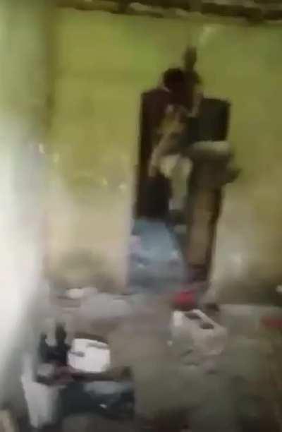 Playing around with a rope on your neck