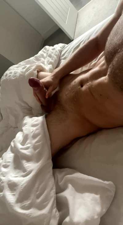 Who likes watching me unload….?