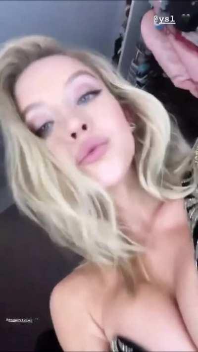 Busty Sydney Sweeney