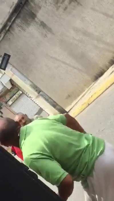 The only thing I could understand from the dispute was that the man in jeans said 