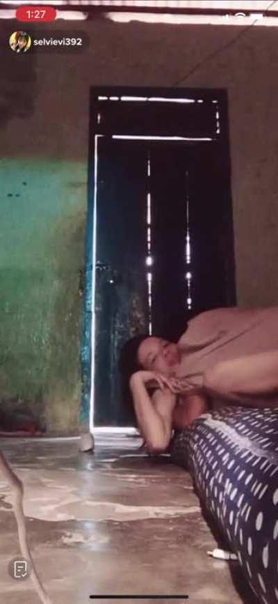 Coup’e going at it on tiktok live