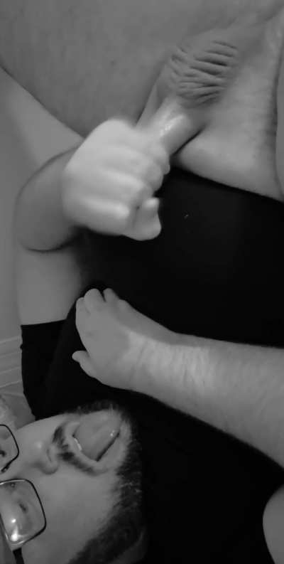 Another slow motion - cummimg in his own mouth by jmiller87909