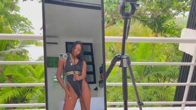 Do you think this pink matches my pussy perfectly? 💕🐱💦