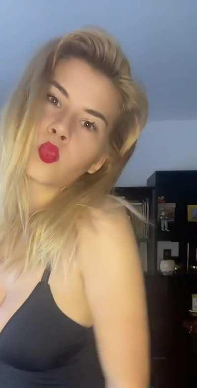 You want to hear it clap?