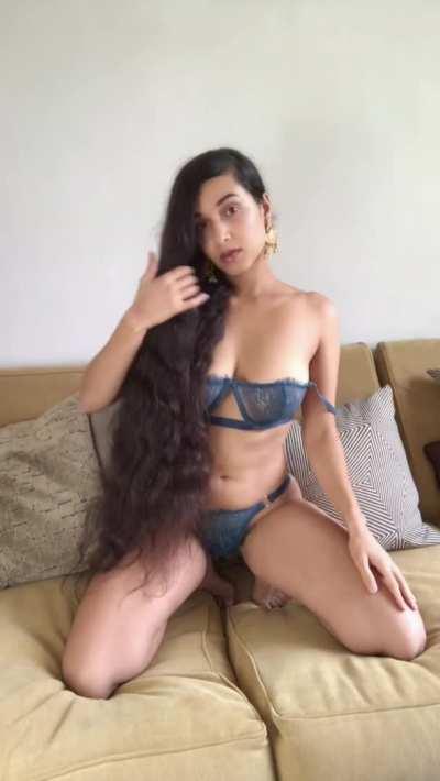 I can be your naughty princess jasmine 😇