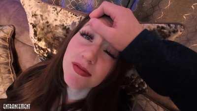 Maddy Sleepy Eye Checks (Session 7)