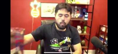 What beverage will Hikaru pull out next?