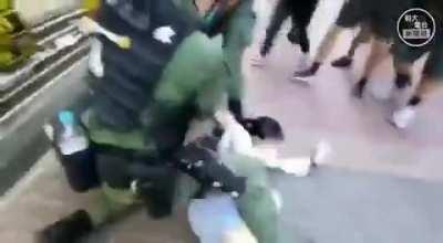 A young girl VS Hong Kong Police
