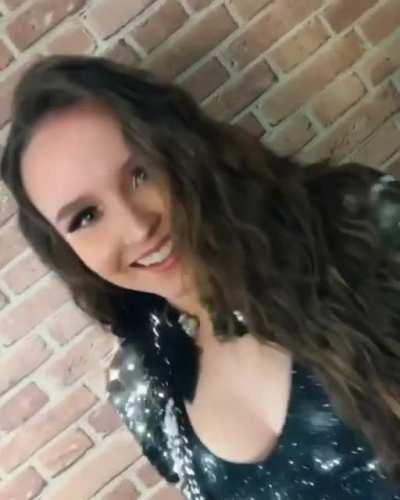 LarissaManoela - Video #7257