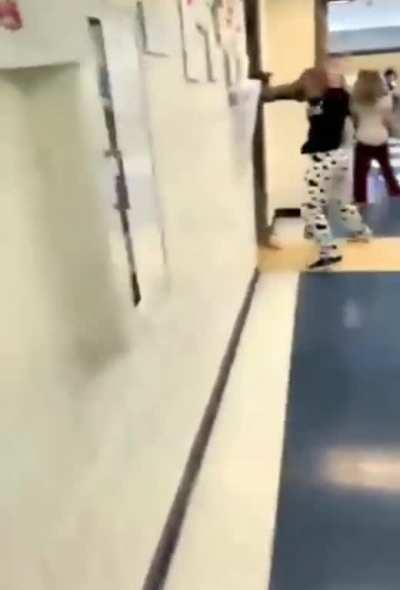 It was a good fight until the hair pulling