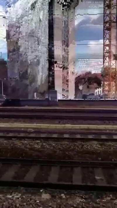 O̶b̵s̶o̵l̸e̶s̴c̵e̵n̸t̵ building spotted near Brussels north.