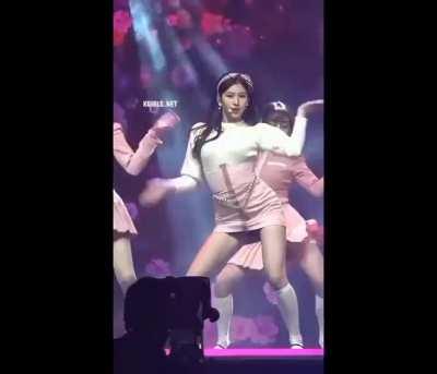 2020 Asia Artist Awards 'Sana'