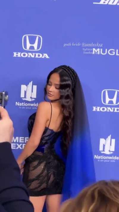 Becky at the Billboard Women in Music 2023 red carpet