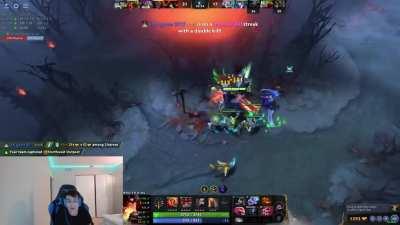 Live footage of Wraith King gameplay vs. Meepo gameplay