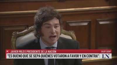 Milei ayer habló de porqué bajó la ley omnibus del congreso y que fué un plan para exponer a la casta