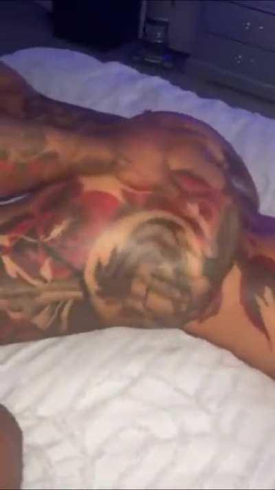 Tattedupholly(this the same video I posted of her awhile back but with sound this time)