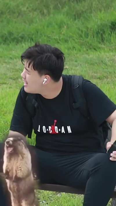 Calling young people aunt/unc