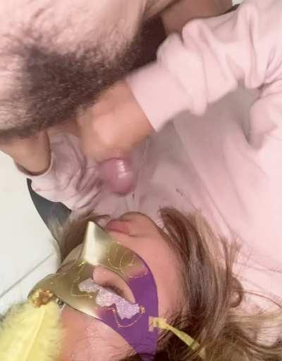 I'm a good girl I take it on my lips