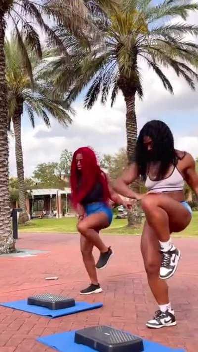 New STEPS 🚨‼️THIS SATURDAY 11am at @round_2_reloaded ‼️come get you a good workout with @fittedbyt 🔥💪🏾 😆 #stepworkout #stepchallenge #fitnesschallenge #workoutroutine #workoutchallenge