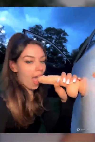 Looking for the brunette