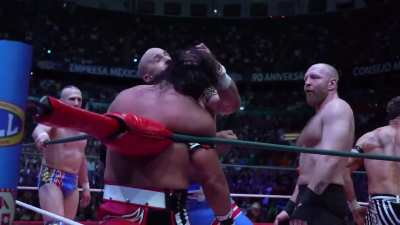 Never before seen ringside footage of BCC and Matt Sydal taking on Team CMLL at Arena México on March 29th last year. One of the most electric crowds you'll ever see. 