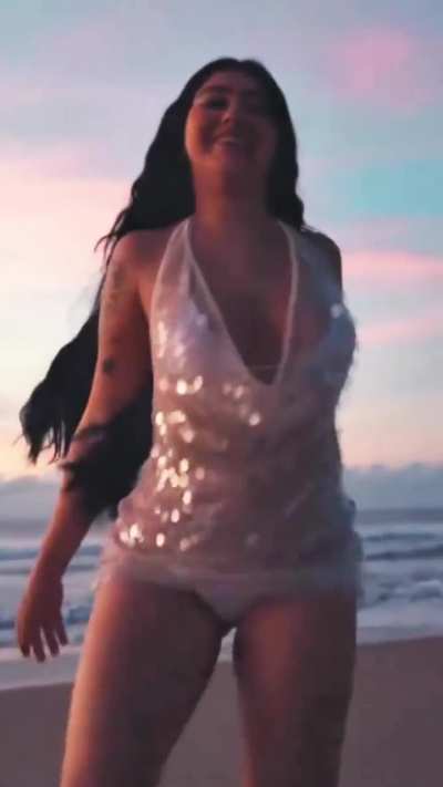 Beca Barreto - Muito mais dela no link dos comentários abaixo