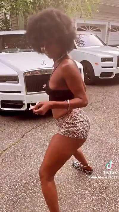 Tall glass of chocolate milk 🥛 