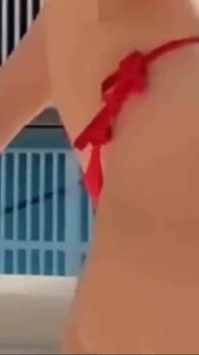 Bruvs, I’ve never noticed. Look at those lips. ZOOM