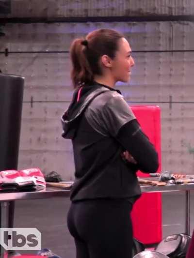 Gal Gadot's cute ass